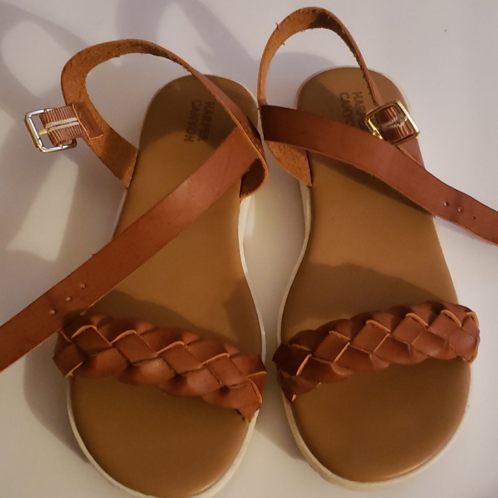 Harper Canyon Brown sandal